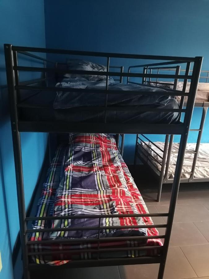 Hostel Pacific Ocean Ζεστοκόβα Εξωτερικό φωτογραφία